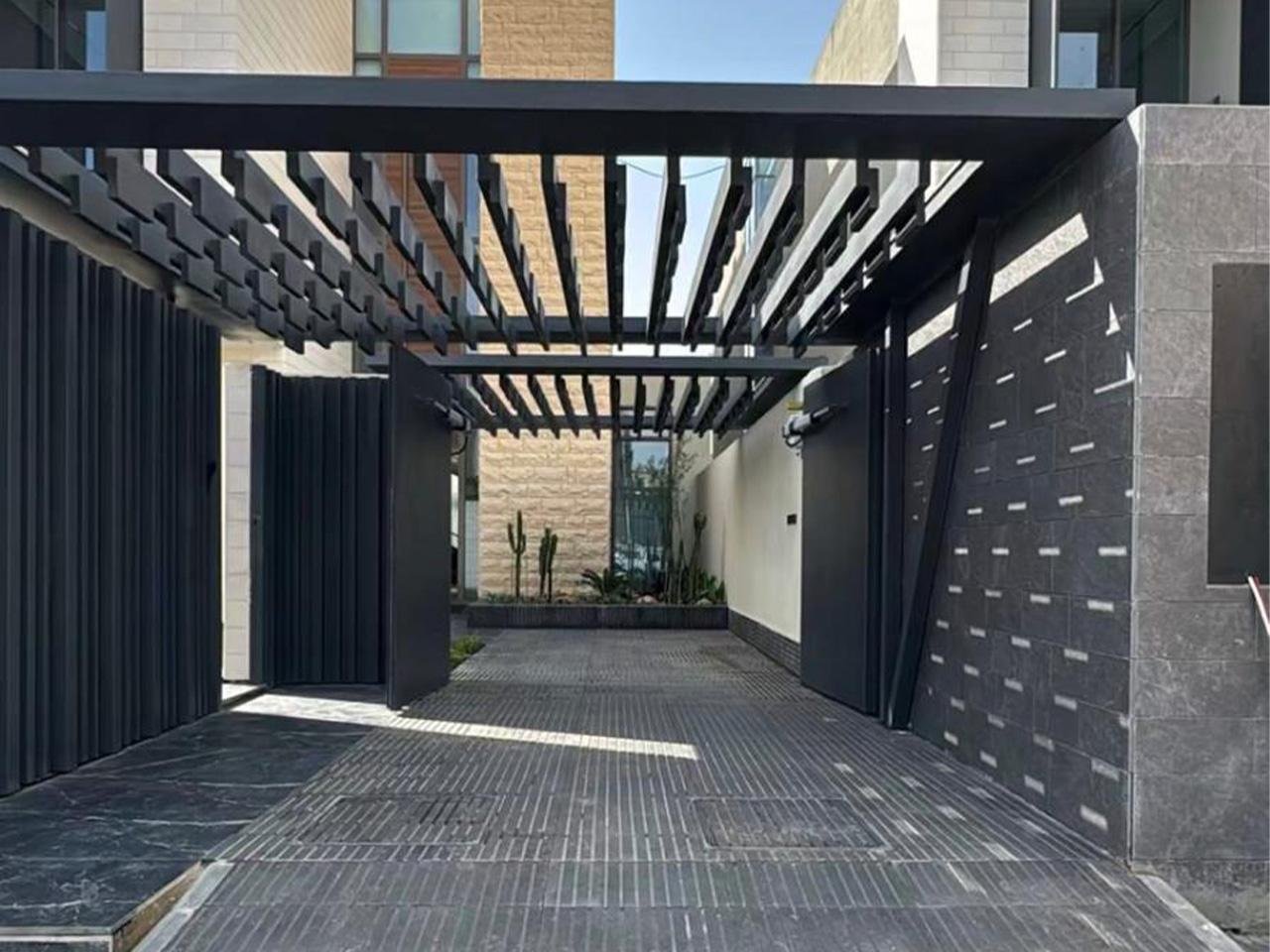 Awnings and pergolas 3